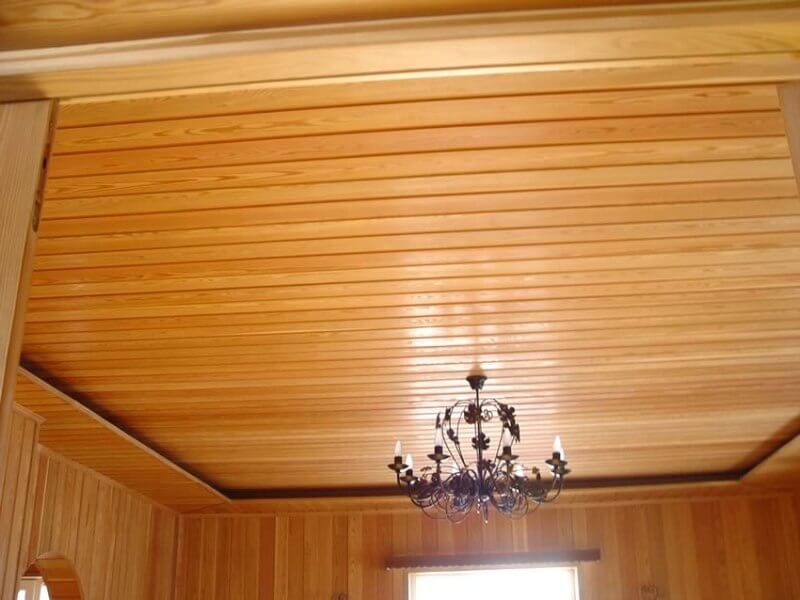 деревянная вагонка потолок фото